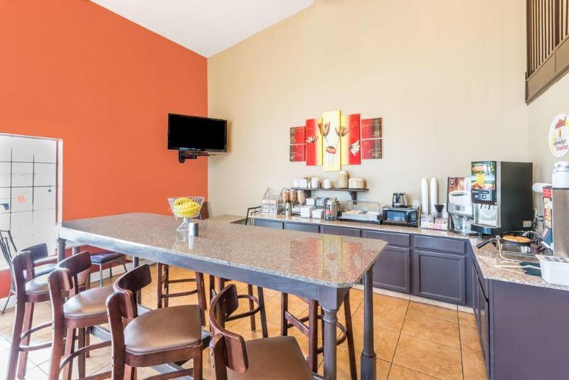 Surestay Plus Hotel By Best Western Kearney Dış mekan fotoğraf