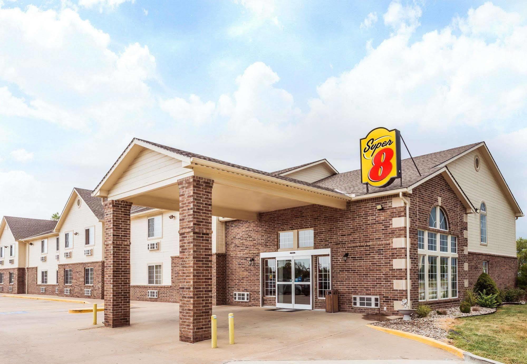 Surestay Plus Hotel By Best Western Kearney Dış mekan fotoğraf