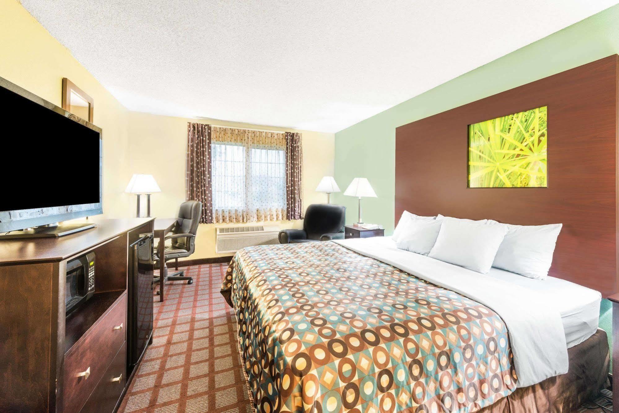Surestay Plus Hotel By Best Western Kearney Dış mekan fotoğraf