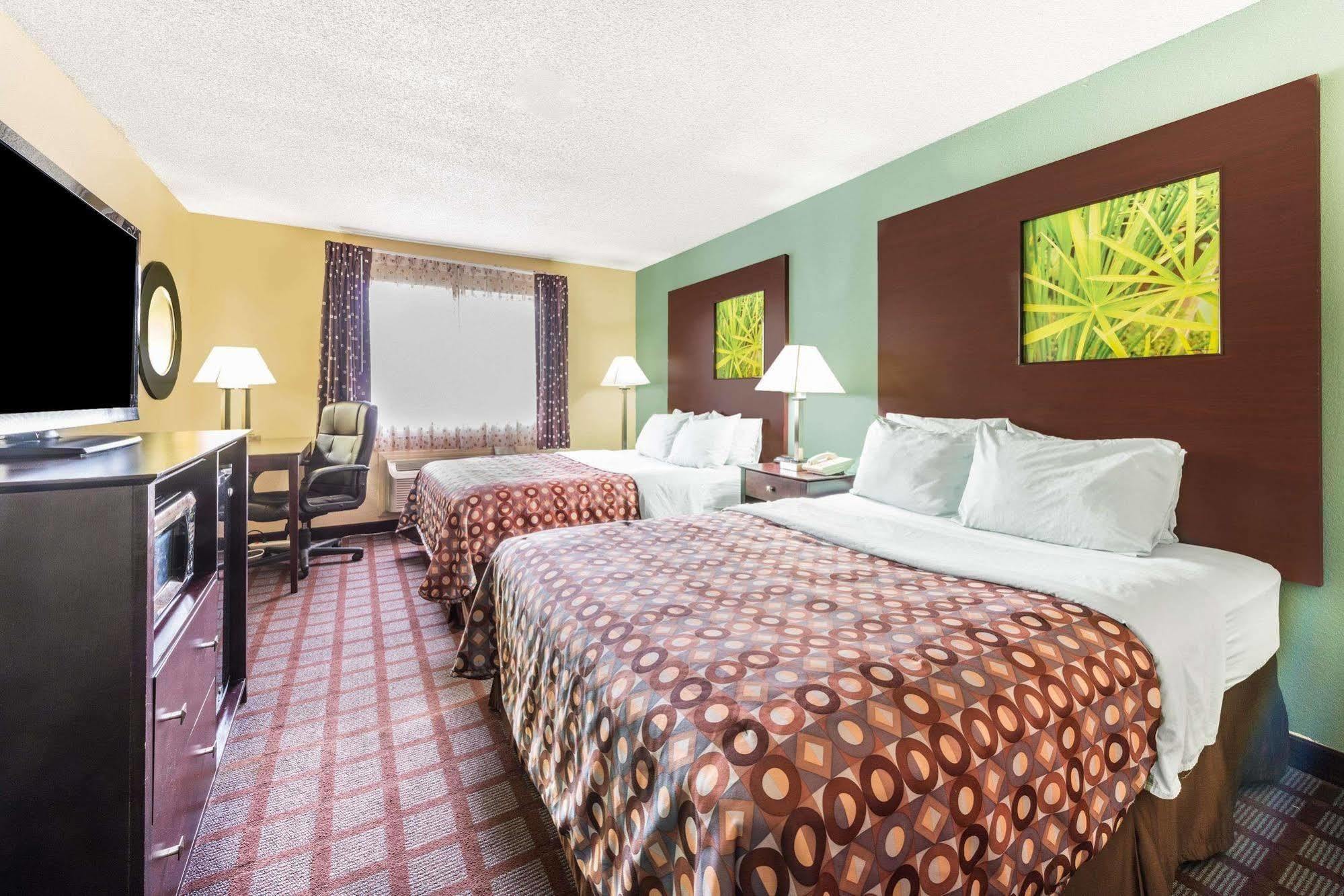 Surestay Plus Hotel By Best Western Kearney Dış mekan fotoğraf