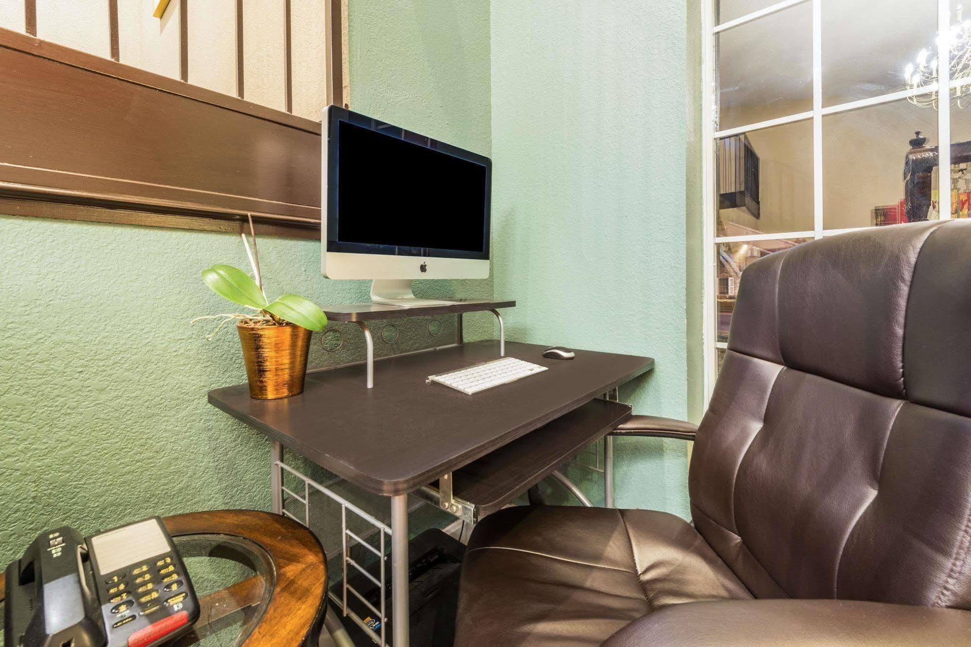 Surestay Plus Hotel By Best Western Kearney Dış mekan fotoğraf